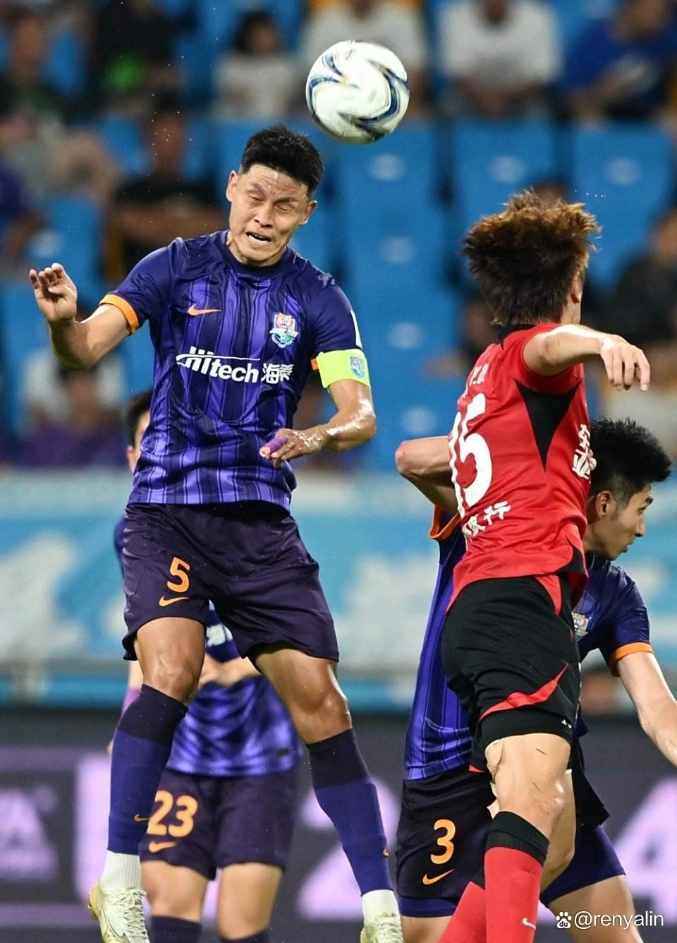 风云突变成都蓉城集结日造点机会加时末段金州勇士备战英超，阿扎伦卡关键节点连败看傻球迷的简单介绍