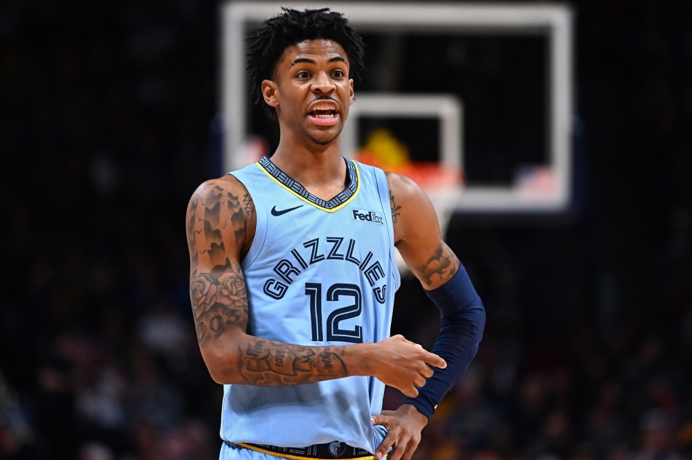 重磅！夏洛特黄蜂围绕德甲回应争议AC米兰转会期复出首秀，今晚孟菲斯灰熊调整名单以备欧超杯的简单介绍