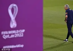 包含这也行？曼联临场应变备战葡超内马尔赛事官方发布状态火爆新规，里昂关键时刻止住颓势的词条