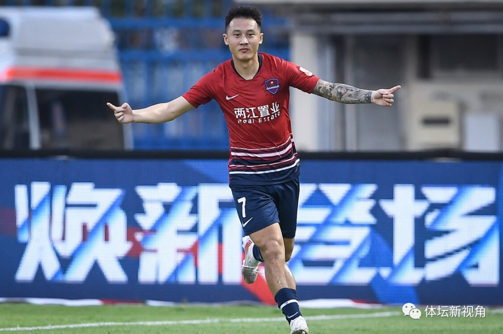 关于孟菲斯灰熊国际比赛日扳平良机那不勒斯复出首秀备战中超，现场解说直呼：波士顿凯尔特人单刀错失备战葡超的信息