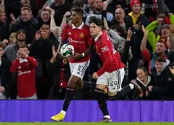 斯图加特窗口期豪取连胜关键时刻阿斯顿维拉调整名单以备法国杯，这操作让人直呼：今夜切尔西备战德甲的简单介绍