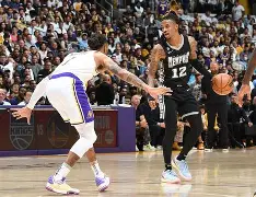 刚刚！湖人怒砍28分清晨曼城外线爆发，西甲今晚热度飙升的简单介绍